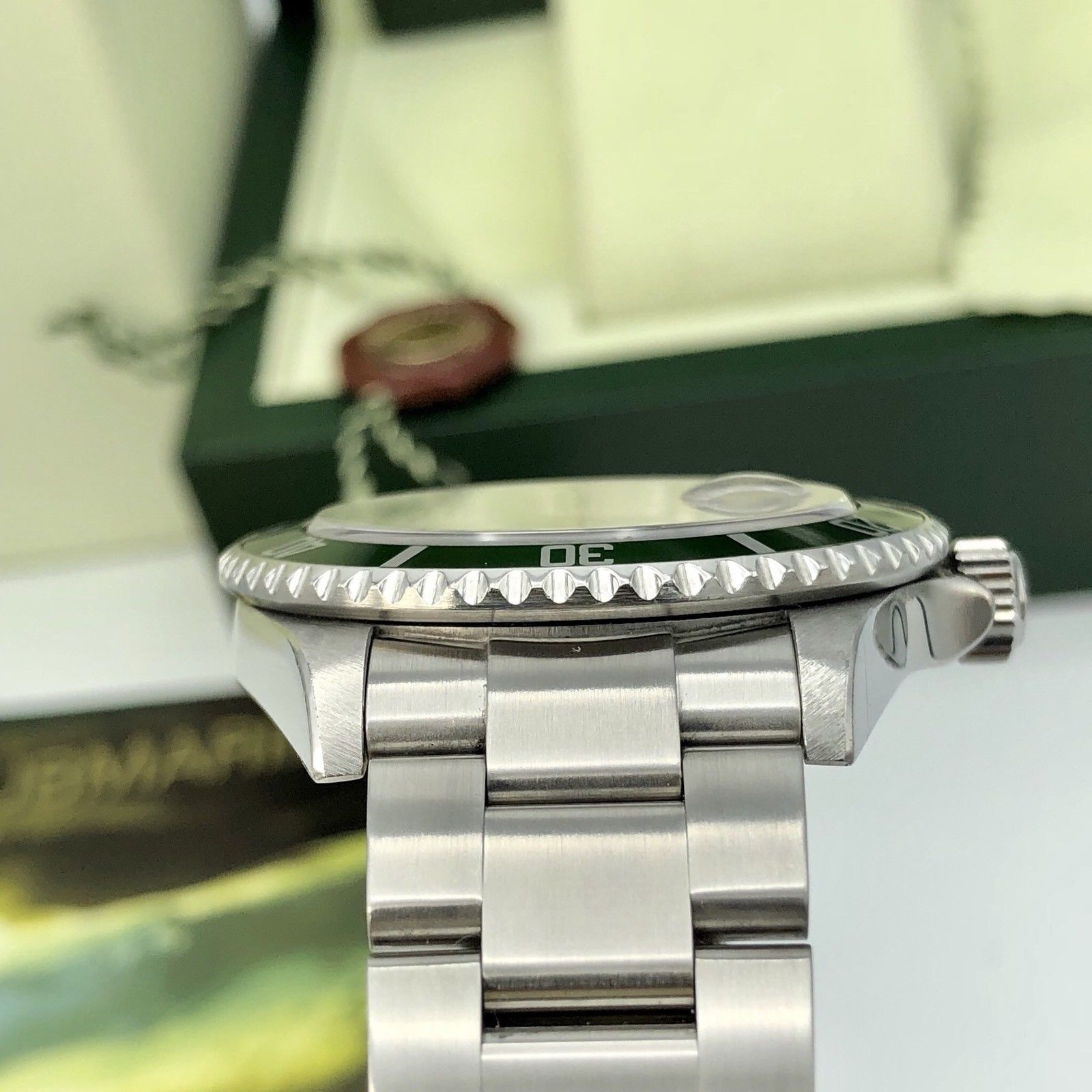 Rolex 16610LV Submariner Anniversary Green Kermit Full Set Card 2008 M Serial