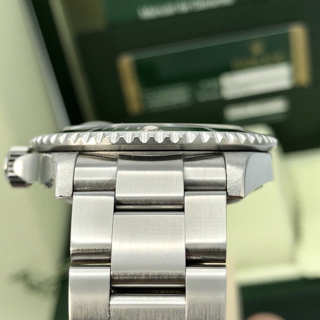 Rolex 16610LV Submariner Anniversary Green Kermit Full Set Card 2008 M Serial