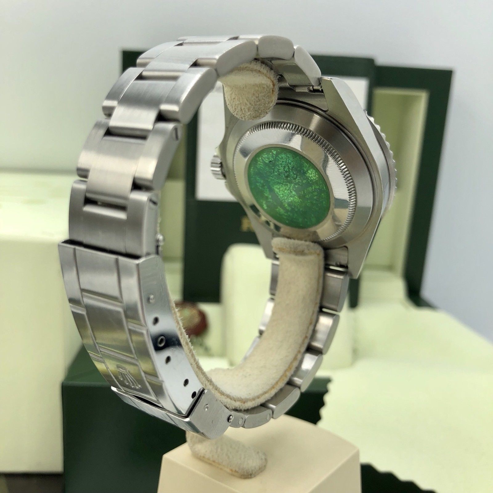 Rolex 16610LV Submariner Anniversary Green Kermit Full Set Papers 2007 Z Serial