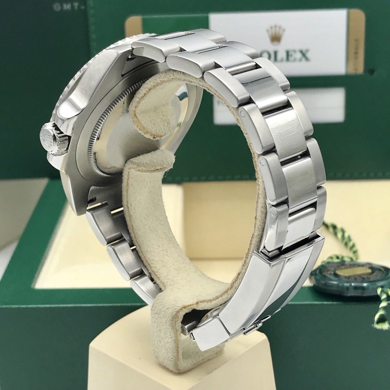Rolex GMT Mater II 116710 LN Box and papers 2015 G Full Set