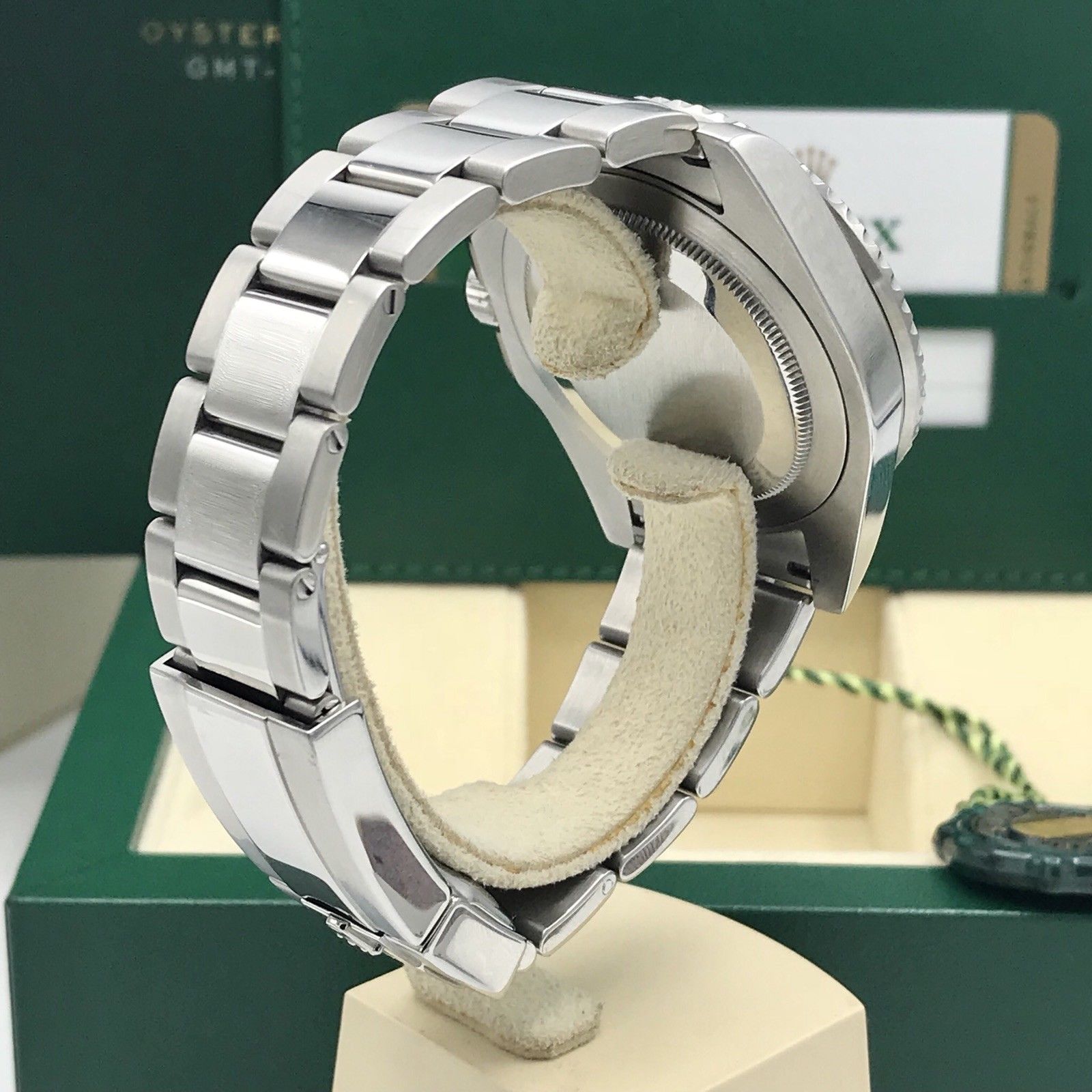 Rolex GMT Mater II 116710 LN Box and papers 2015 G Full Set