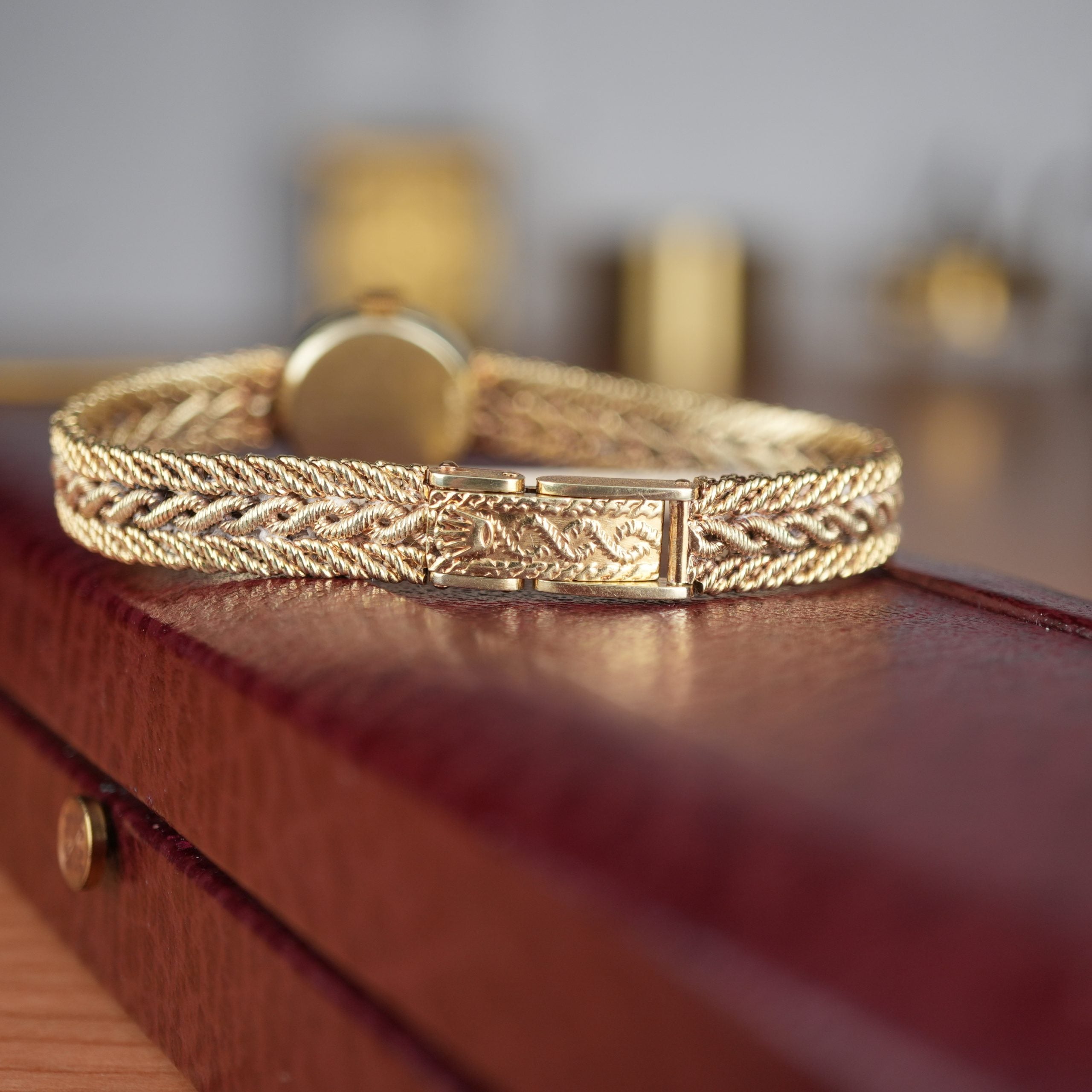 Rolex Ladies 8427 Cocktail Watch Solid Gold Factory Diamond Elegant and Rare