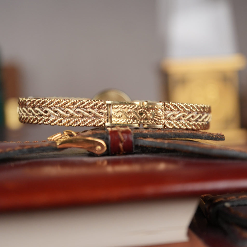 Rolex Ladies 8427 Cocktail Watch Solid Gold Factory Diamond Elegant and Rare