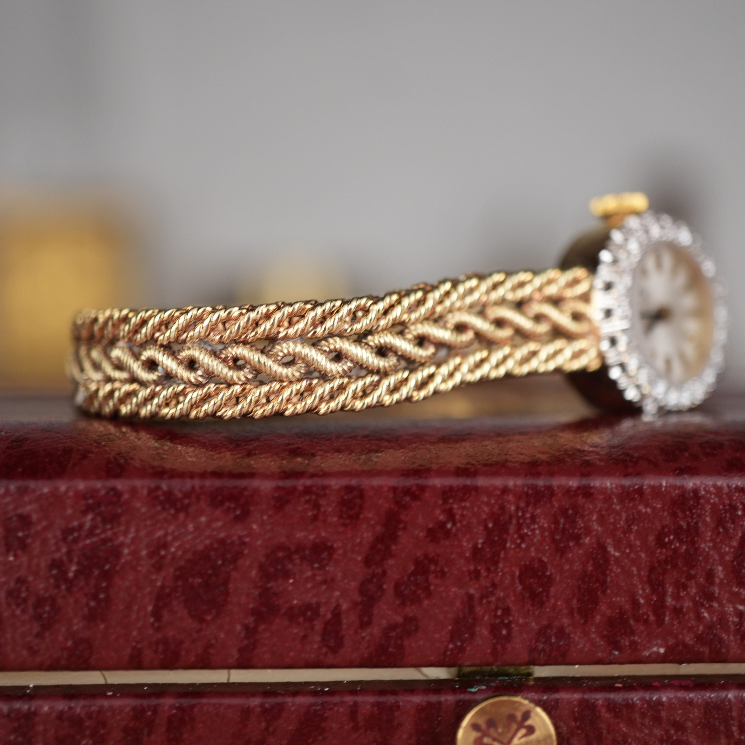 Rolex Ladies 8427 Cocktail Watch Solid Gold Factory Diamond Elegant and Rare