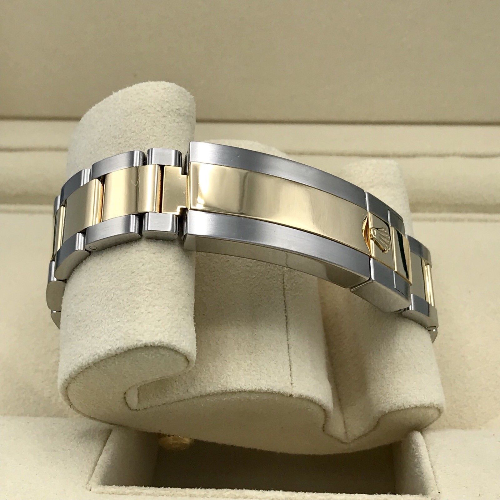 Rolex Submariner 116613 18k gold & Steel Blue with Box Ceramic