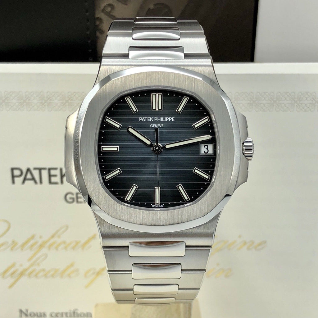 Unworn Patek Philippe Nautilus 5711 / 1A-010 blue Box and Papers 2018