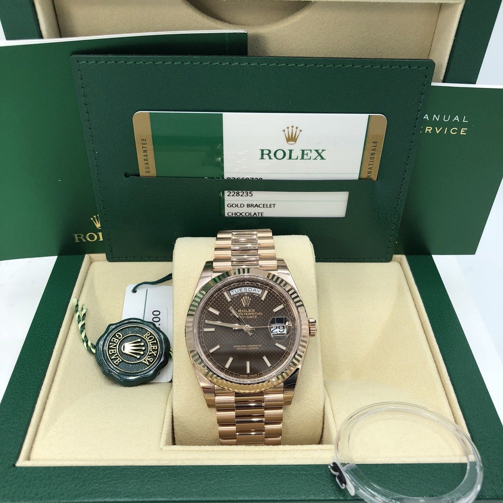 Unworn Rolex 228235 Day Date Rose 18k Gold pink Chocolate Dial 2018 box and card