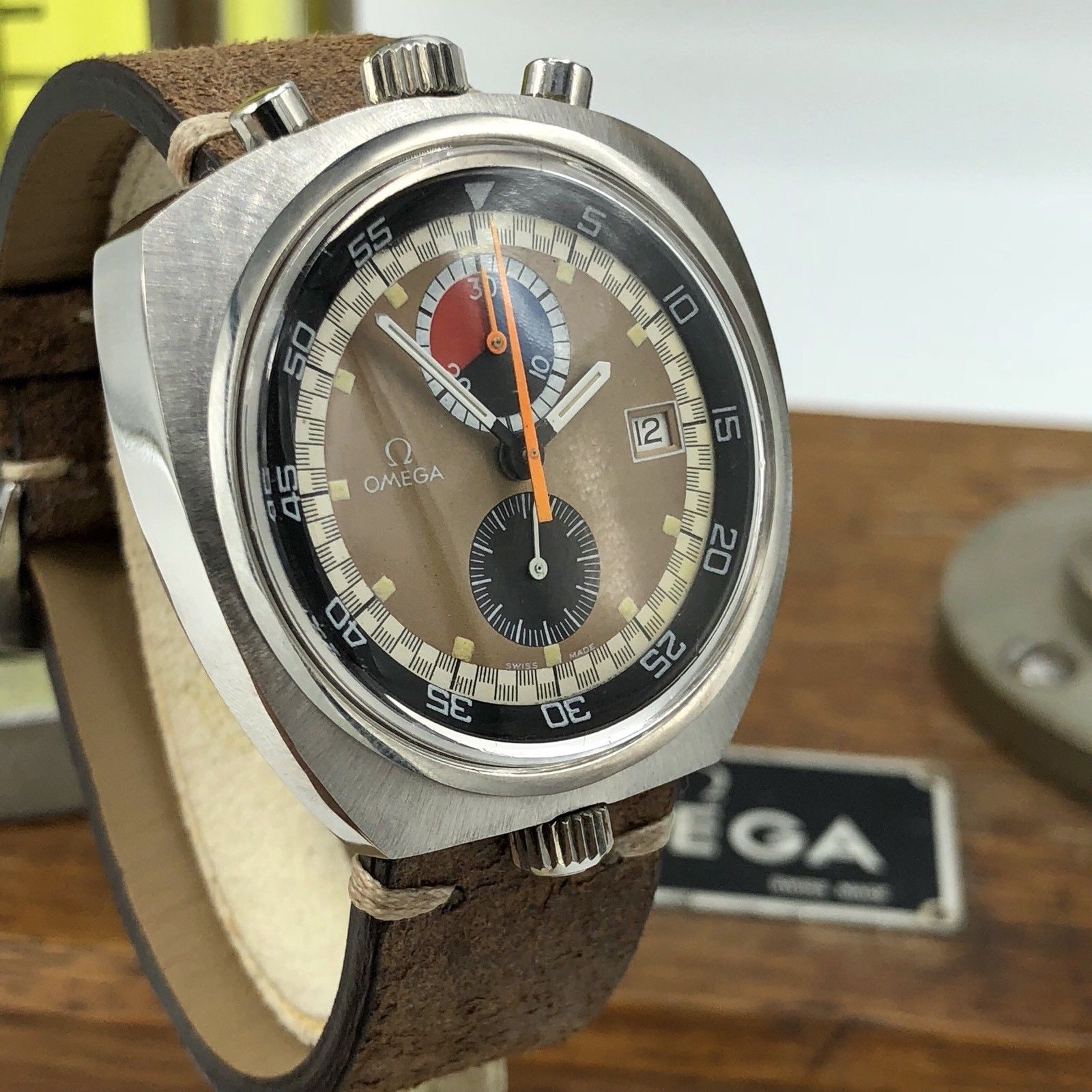 Vintage Omega Bullhead Seamaster Chronograph 146.011-69 Caliber 930