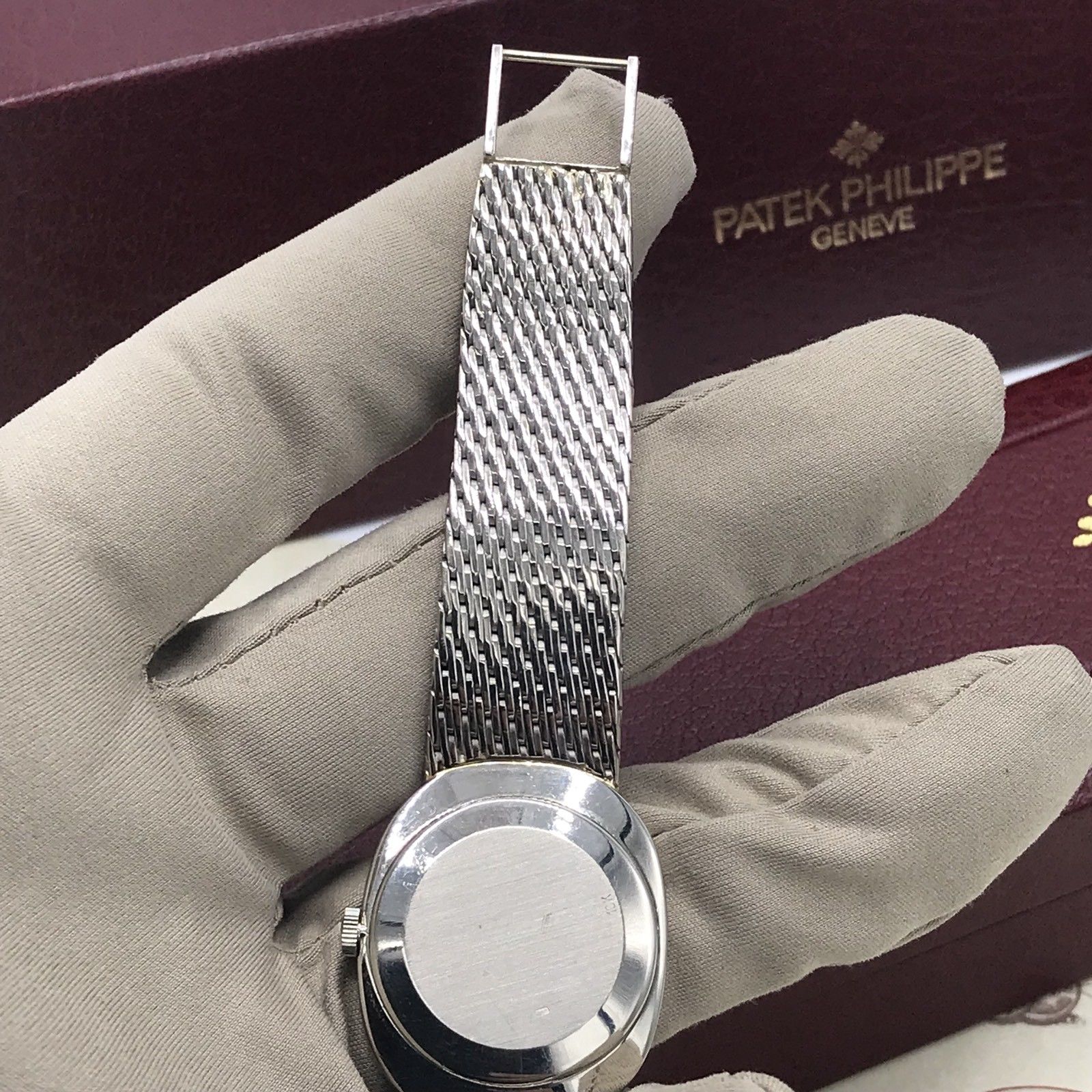 Vintage Patek Philippe Ellipse Ref.3548/1 White Gold 1972 box & Papers