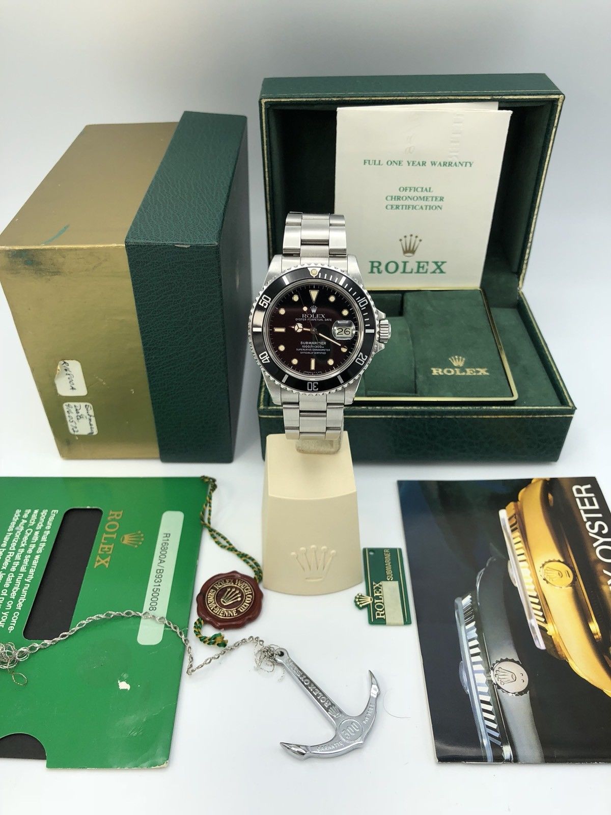 Vintage Rolex 16800 Submariner Creamy Patina dial Unpolished 1985 box & Papers