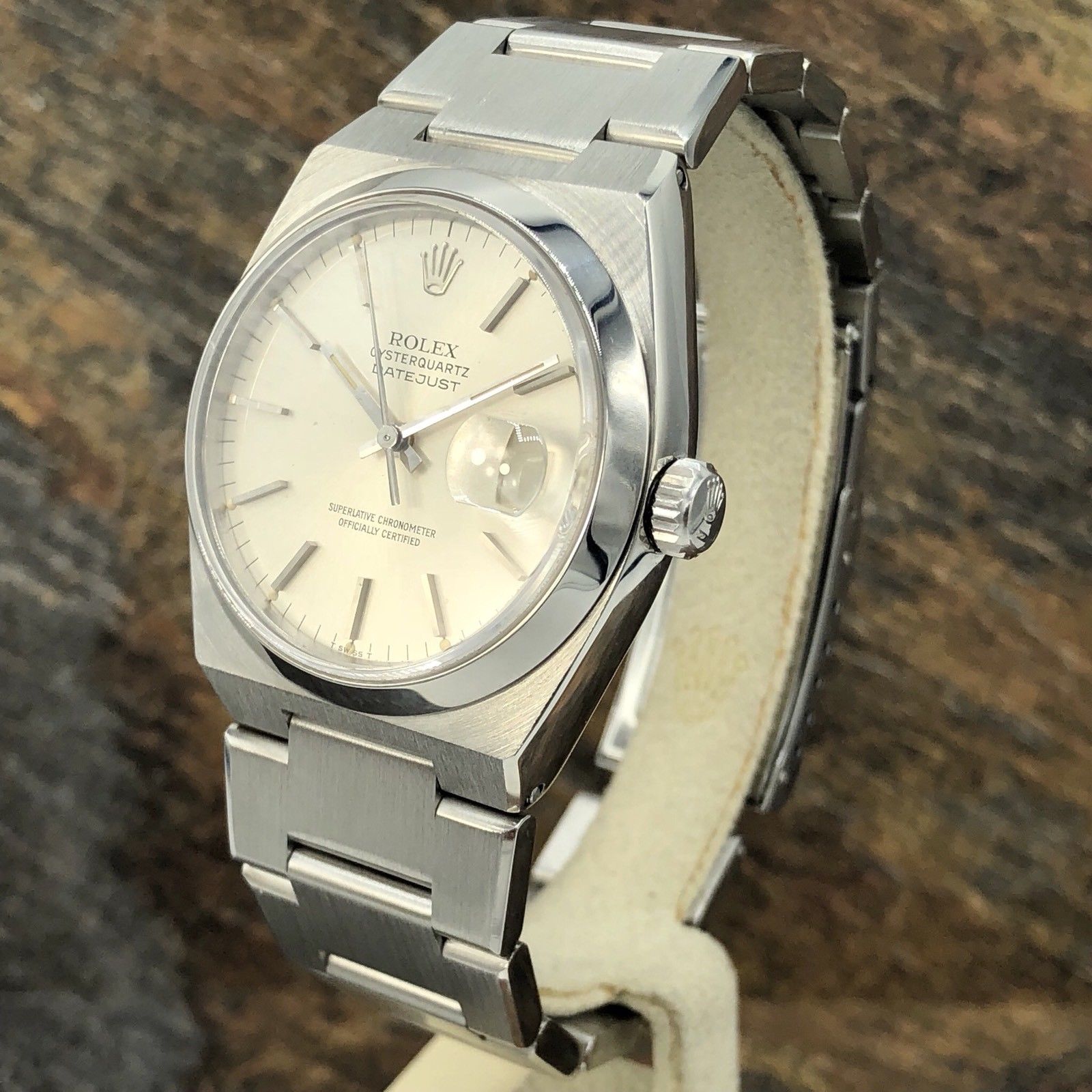Vintage Rolex DateJust Oyster quartz 17000 Mint Condition
