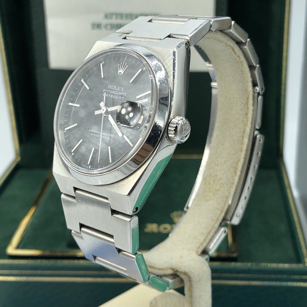 Vintage Rolex DateJust Oyster quartz 17000 Unpolished With box & Papers