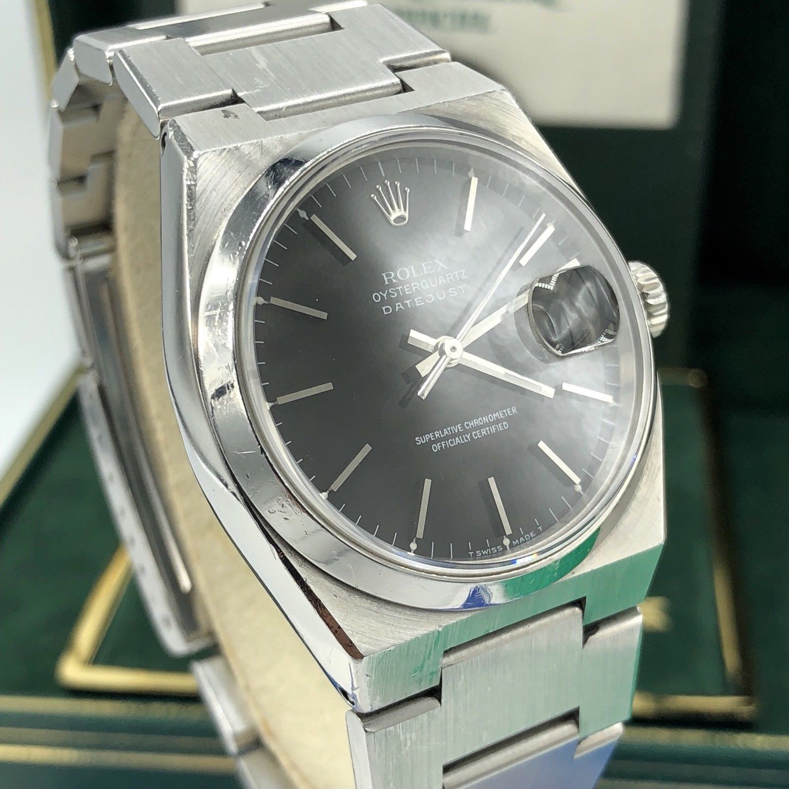 Vintage Rolex DateJust Oyster quartz 17000 Unpolished With box & Papers