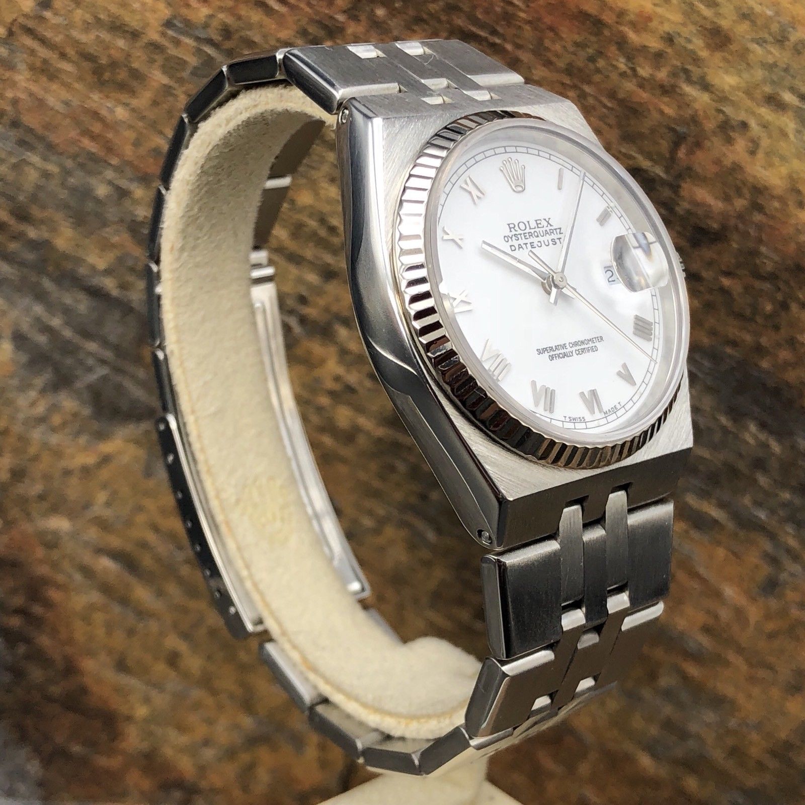Vintage Rolex DateJust Oyster quartz 17014 Gold 18k Bezel Mint Condition
