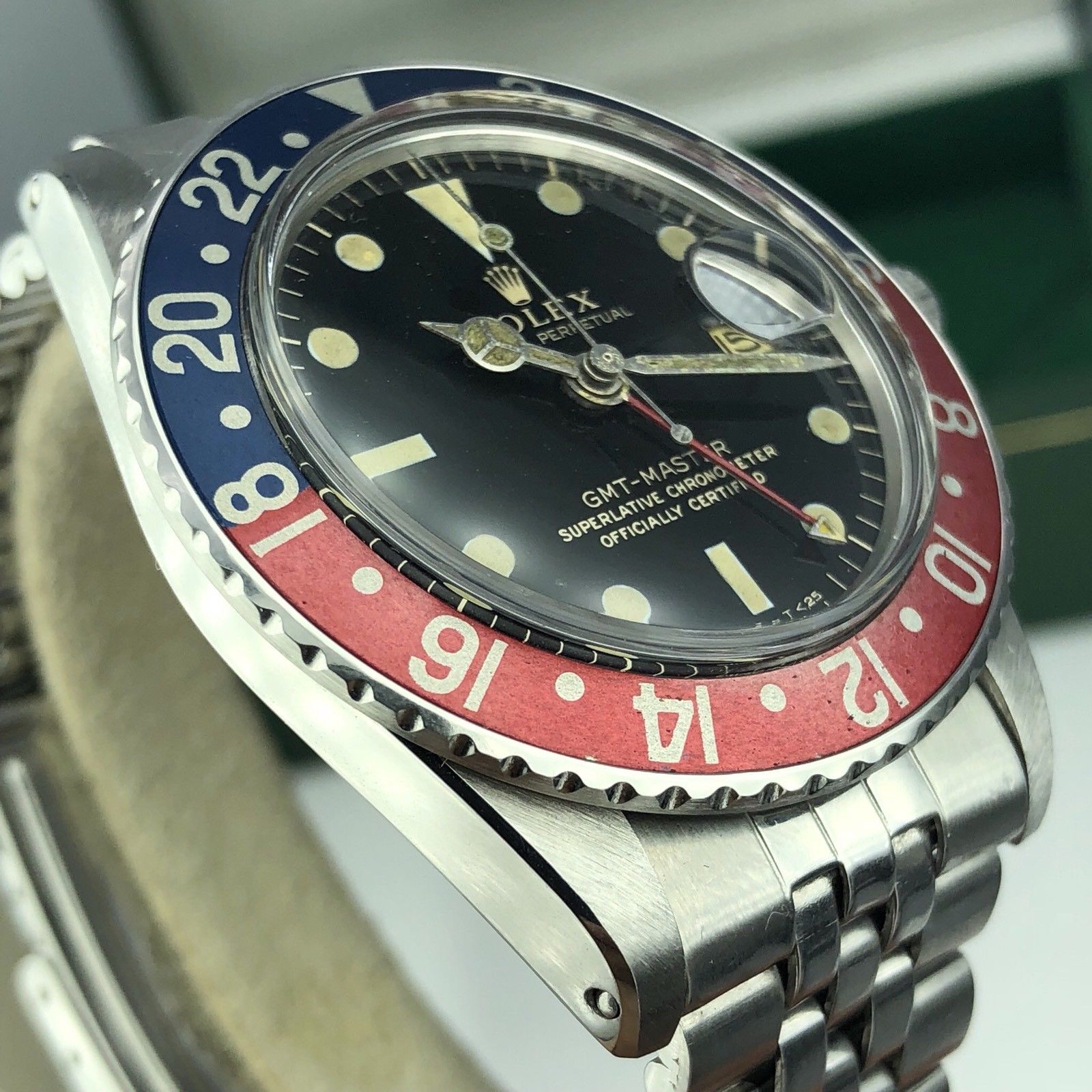 Vintage Rolex GMT Master 1675 Gilt Glossy Dial Fat Pepsi Font With Box 1965