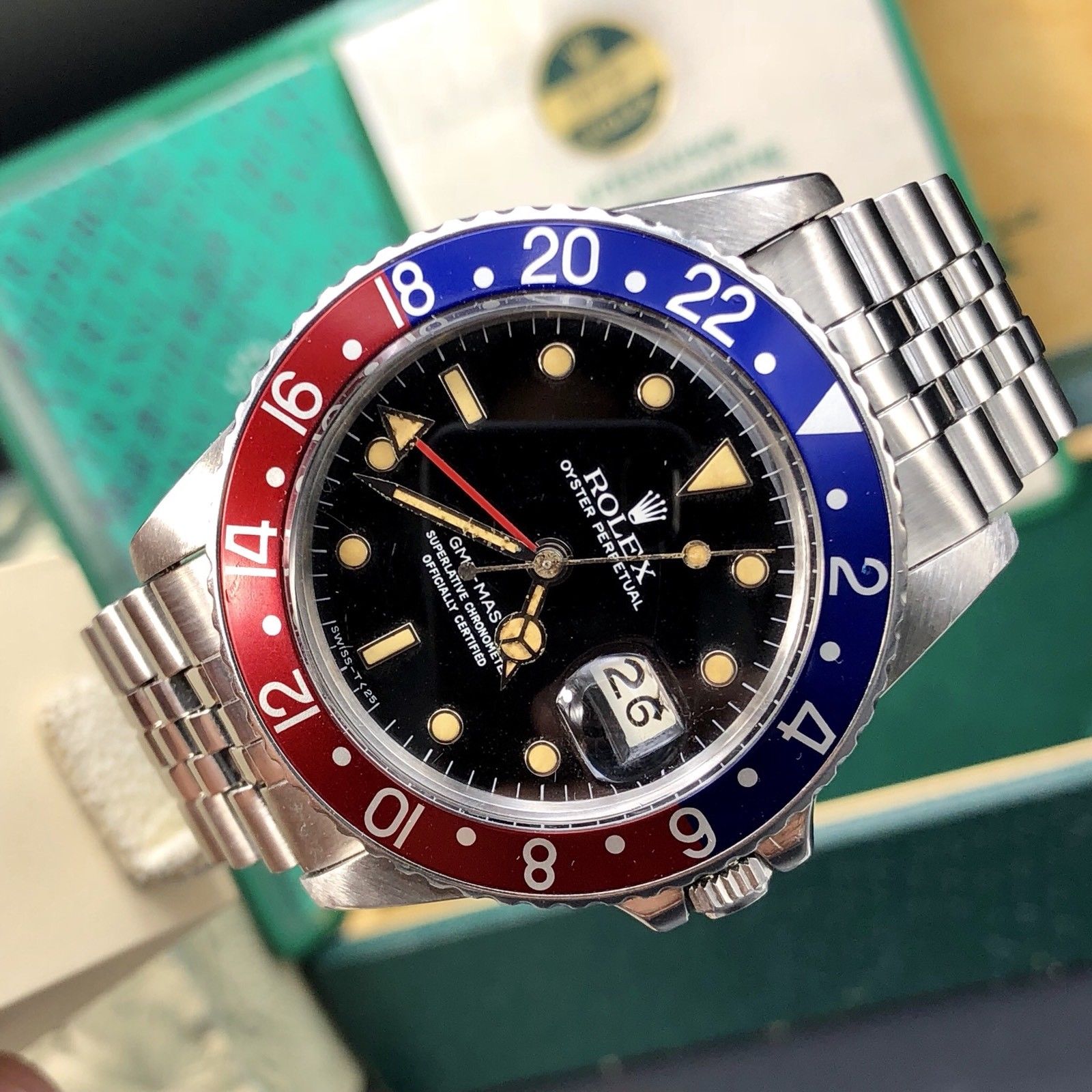 Vintage Rolex GMT Master 16750 Glossy Patina Dial Full Set Punch Papers Box 1984