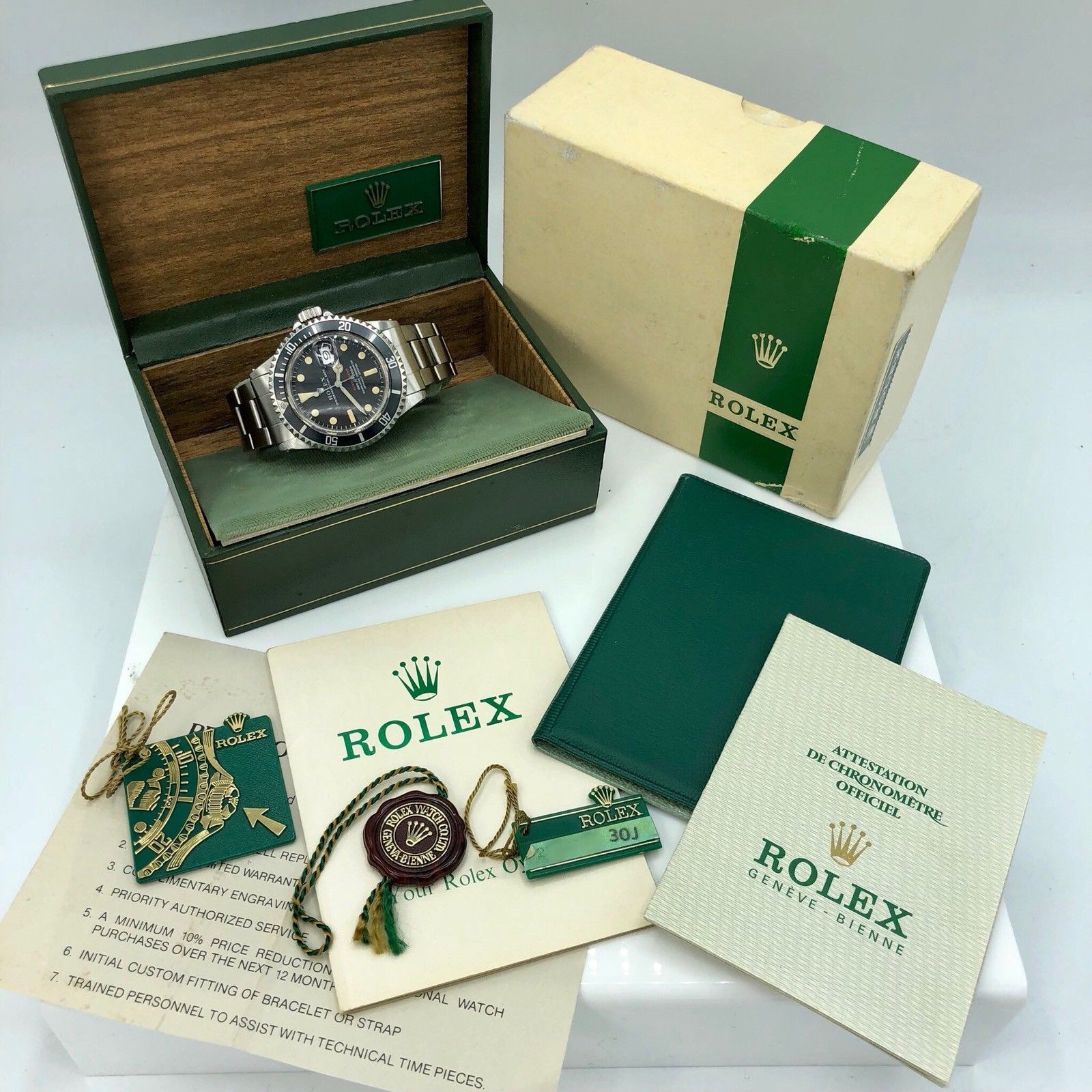 Vintage Rolex Submariner 1680 Red MKVI Patina Dial 1970-71 full set box & Paper