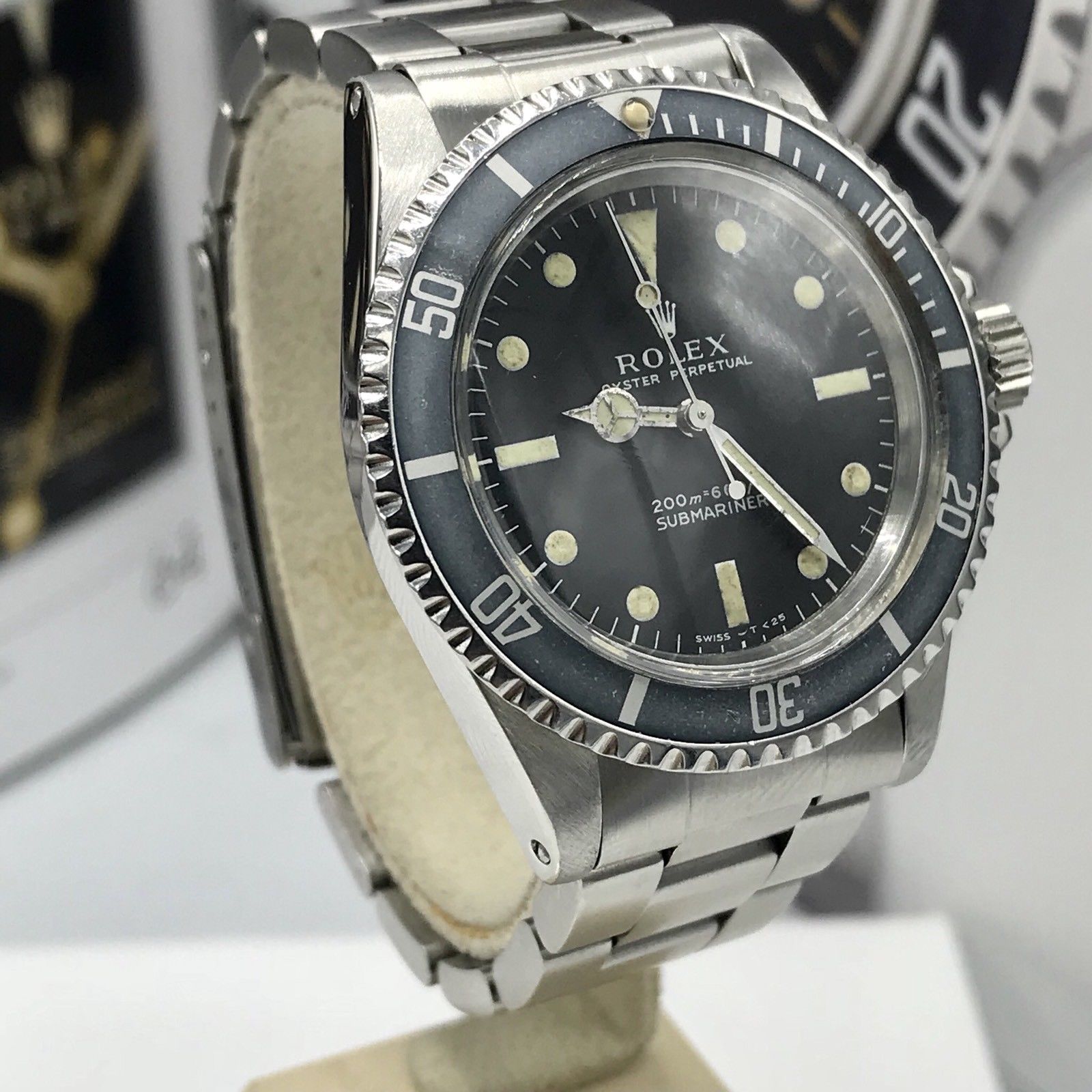 Vintage Rolex Submariner 5513 Meter First & Full Set Box Papers 1966