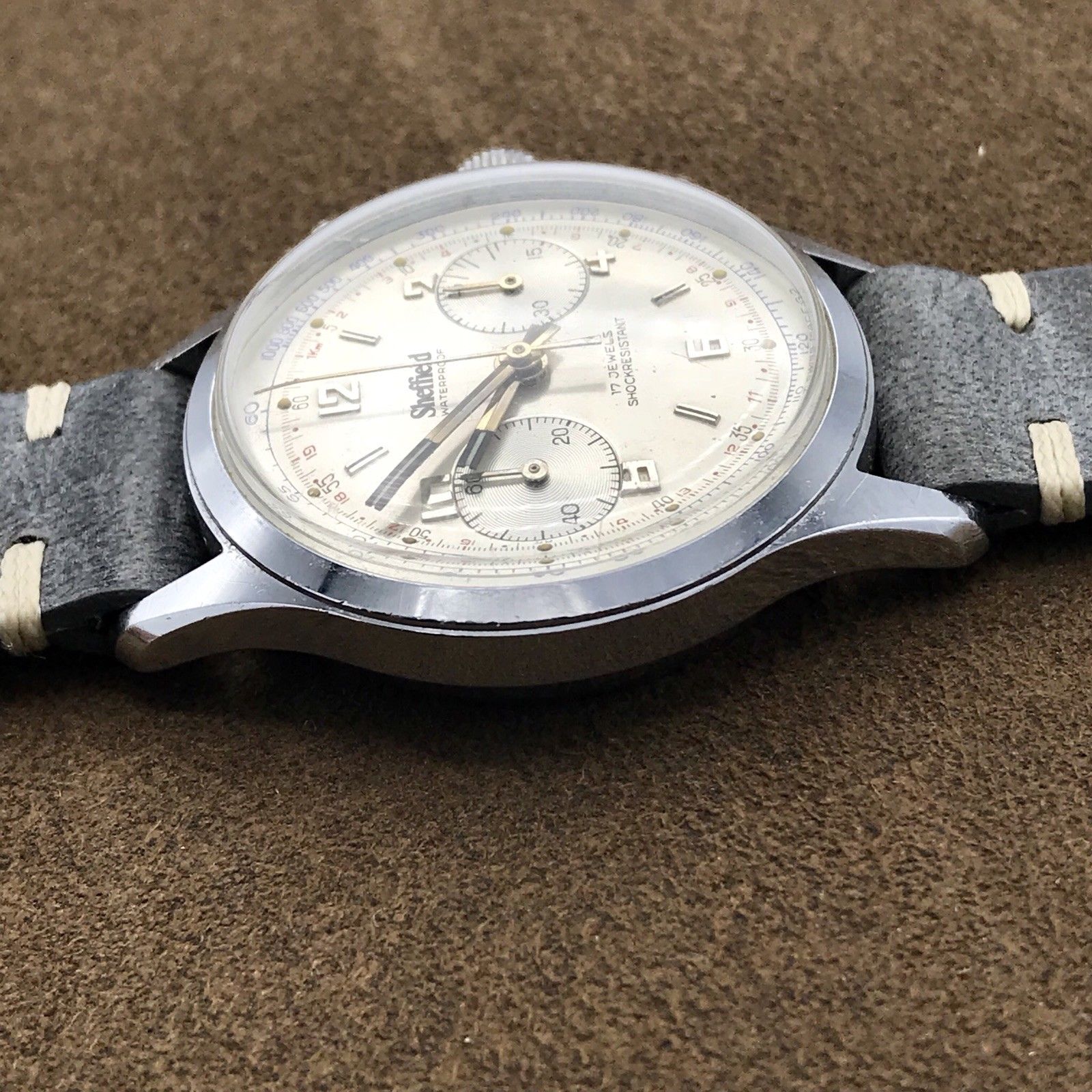 Vintage Sheffield 351-210 Chronograph Venus 210 Manual Wind Watch