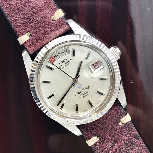 Vintage Technos Star Chief Day Date Diver Automatic unique watch red date