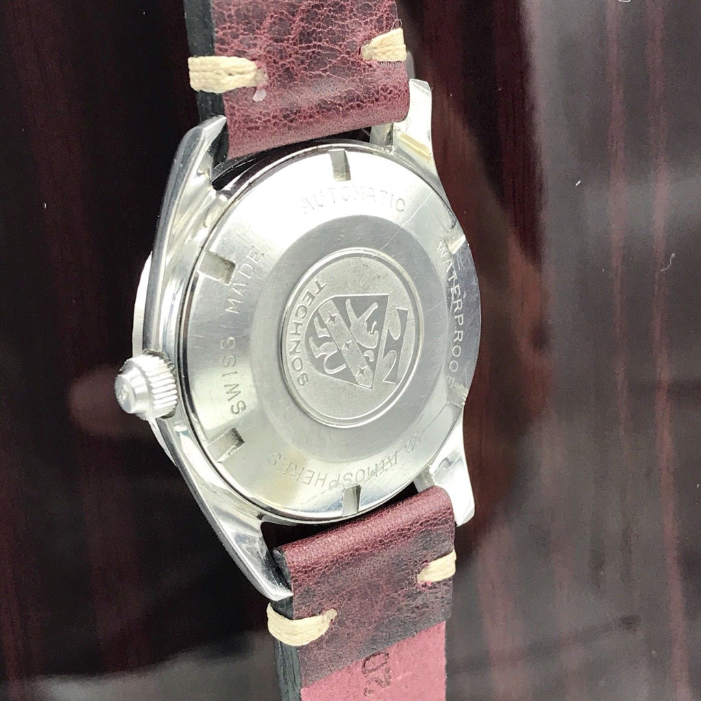 Vintage Technos Star Chief Day Date Diver Automatic unique watch red date