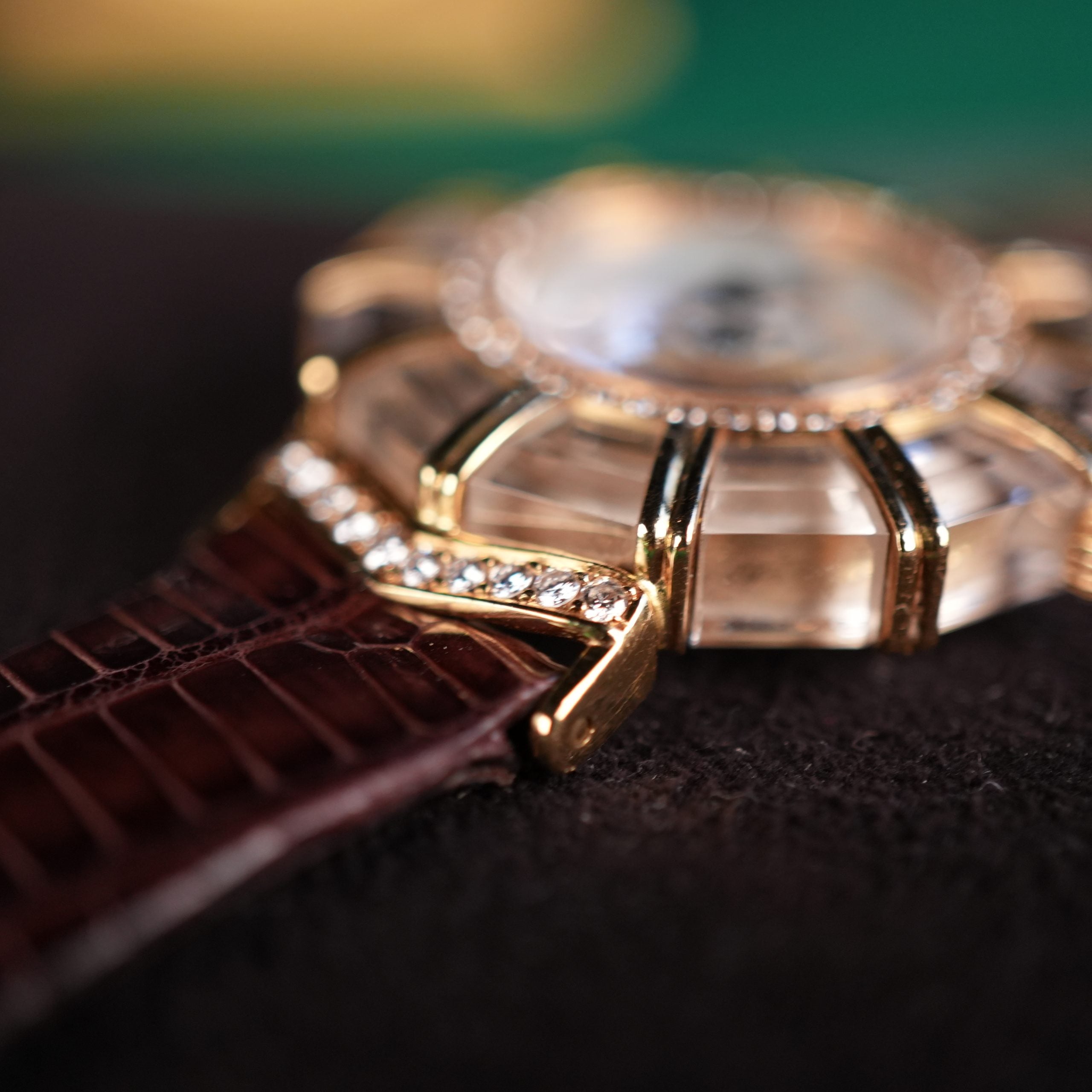 Corum Princess Limelight 24.787.65 18k Yellow Gold Diamond Crystal MOP Dial