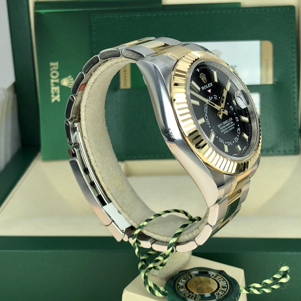 2018 Rolex Sky-Dweller 326933 Two-Tone Black Dial 42mm Unworn box and card