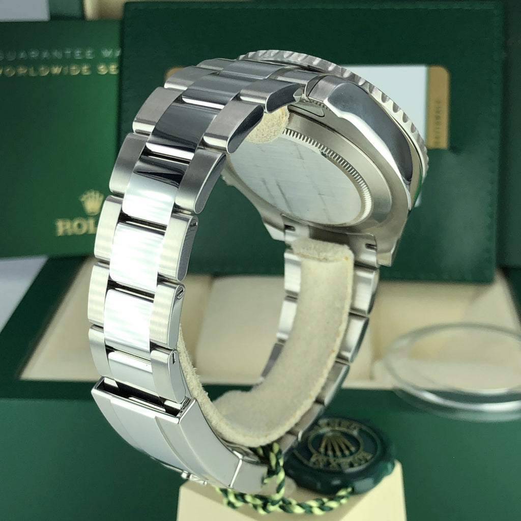 2018 Rolex Yacht-Master II 116680 Mint Condition New Hands Style Box & Card