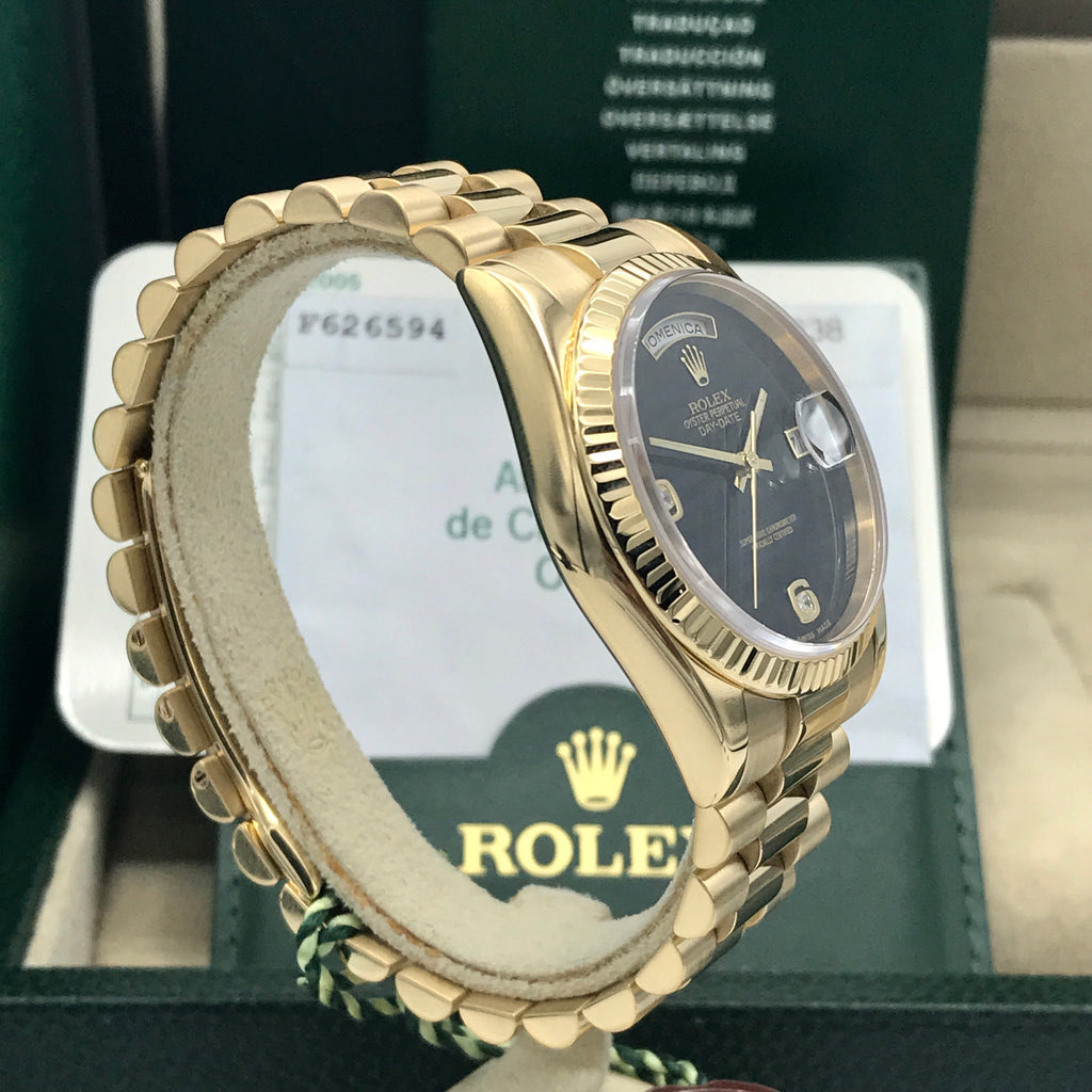 Rolex Day Date 118238 soild 18k gold Onyx Diamond dial Full set box and papers