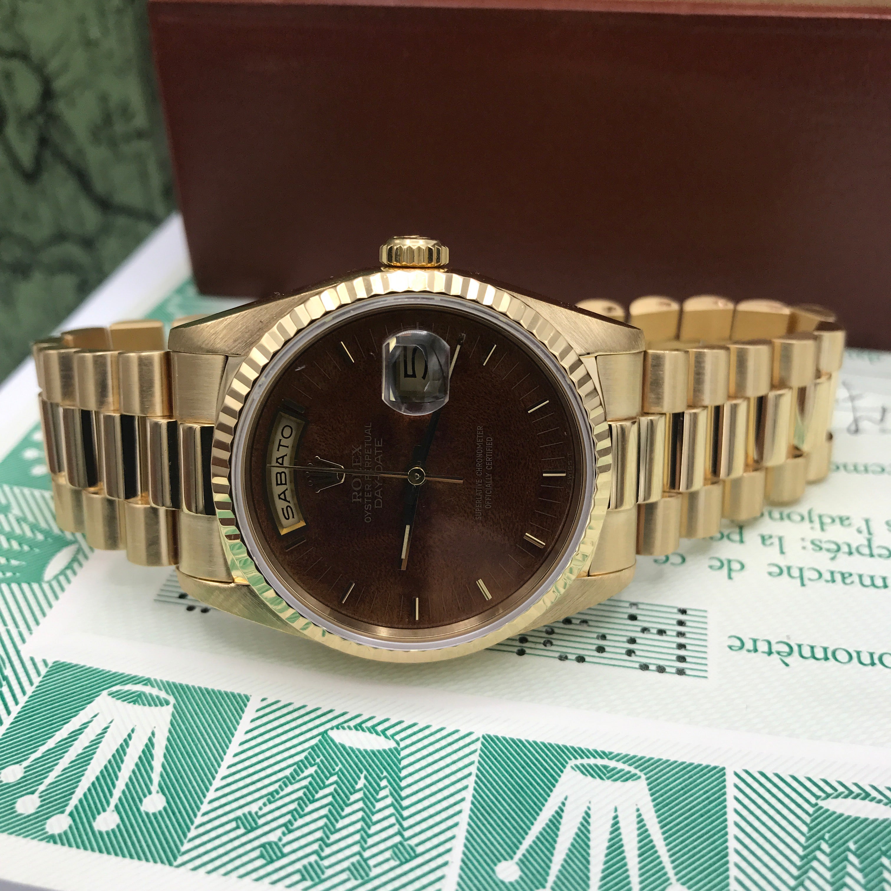 Vintage Rolex Day Date 18238 Solid 18k Gold Wood Factory Dial Full Set