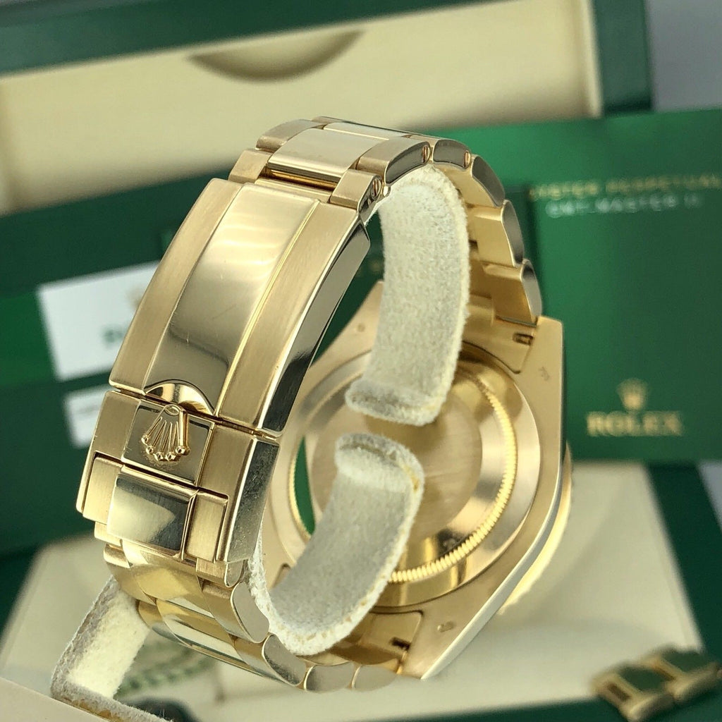 2018 Rolex 116718 LN GMT Master II Solid 18k Green Dial Box And card