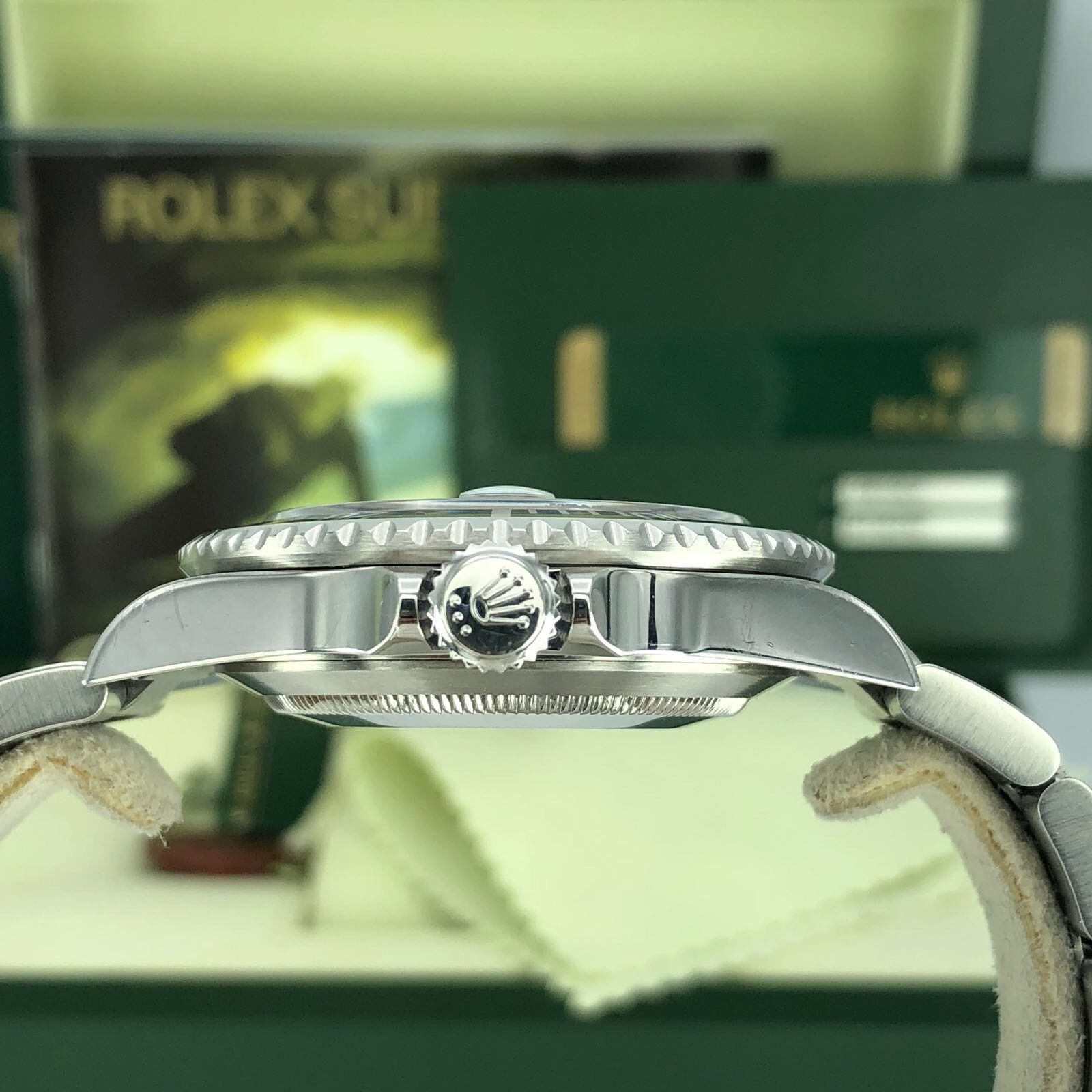 Rolex 16610LV Submariner Anniversary Green Kermit Full Set Card 2008 M Serial