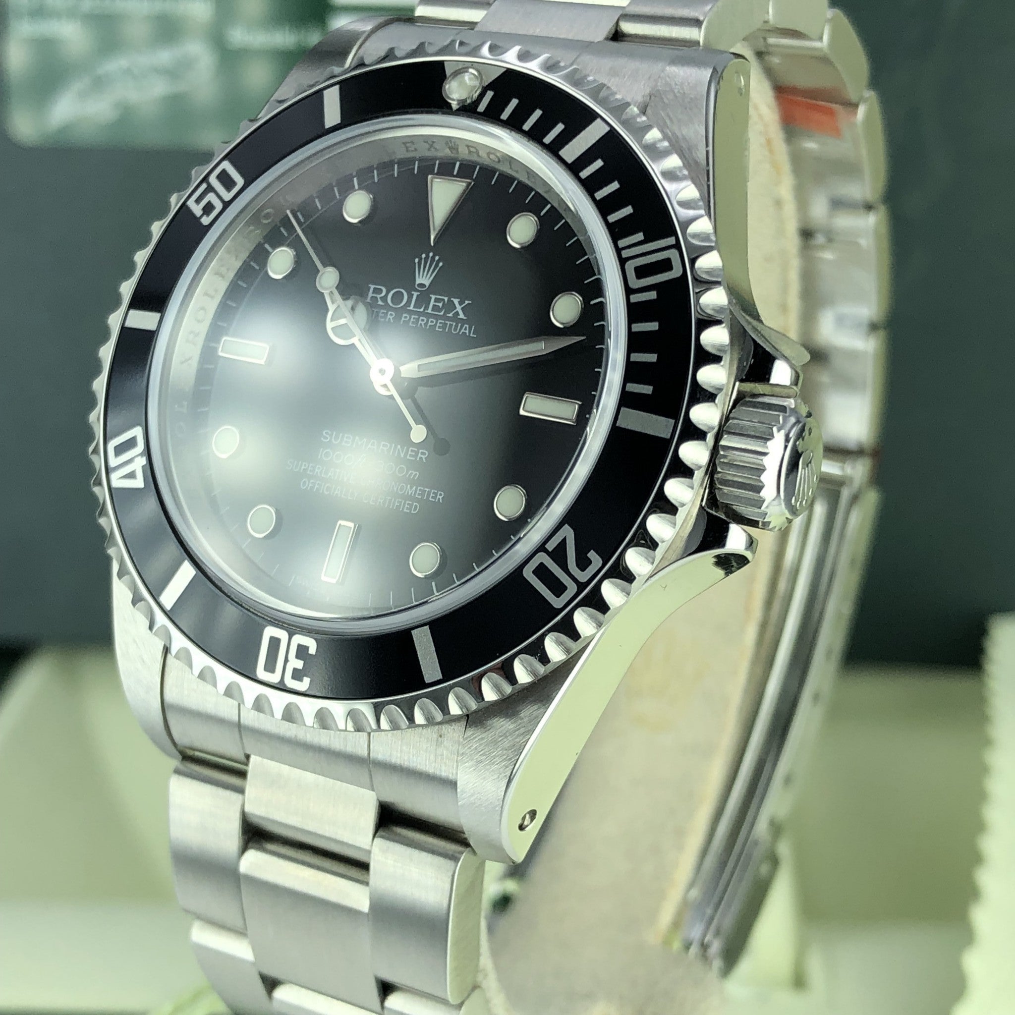 2010 NOS Rolex 14060 Submariner No Date Full Set Box & Card V Serial