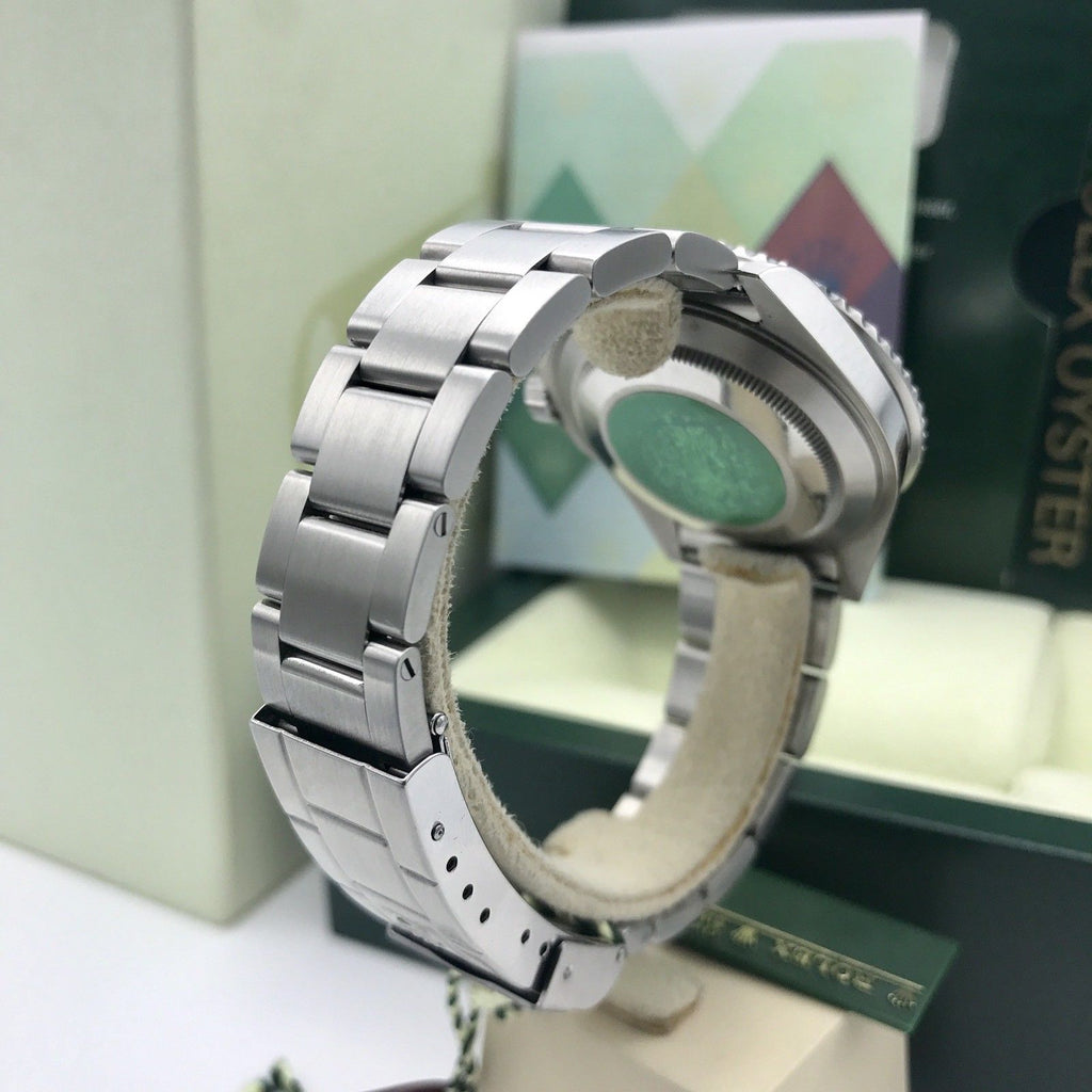 Rolex Submariner 16610 FULL SET Papers Z Serial 2006 Unpolished