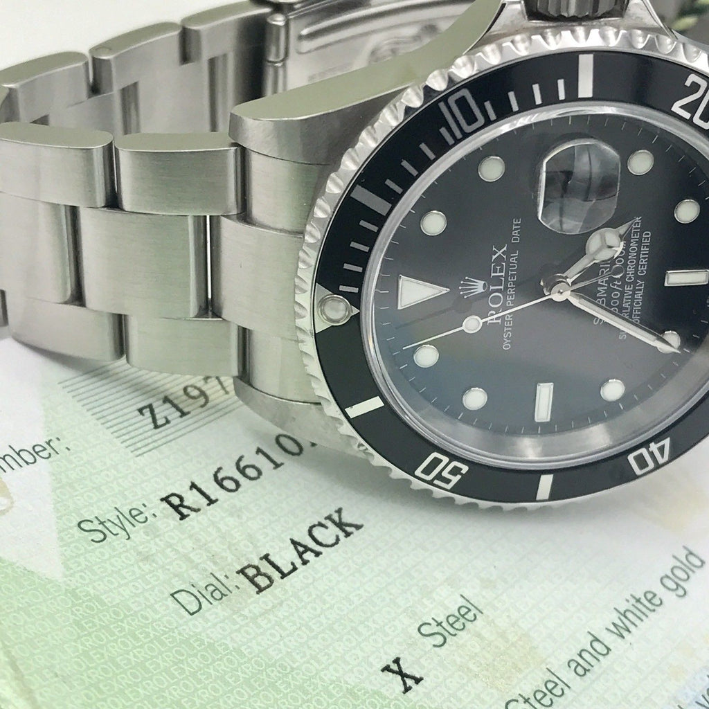 Rolex Submariner 16610 FULL SET Papers Z Serial 2006 Unpolished