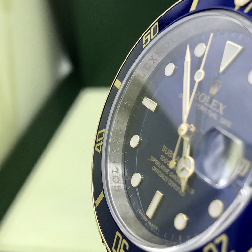 Rolex Submariner 16613 18k gold & Steel engraved Blue Dial Box and Card 2009