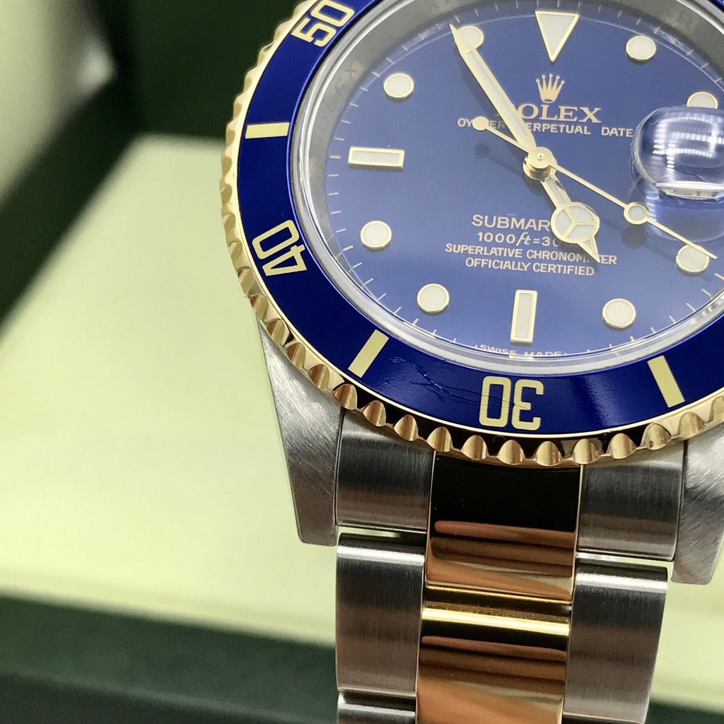 Rolex Submariner 16613 18k gold & Steel engraved Blue Dial Box and Card 2009