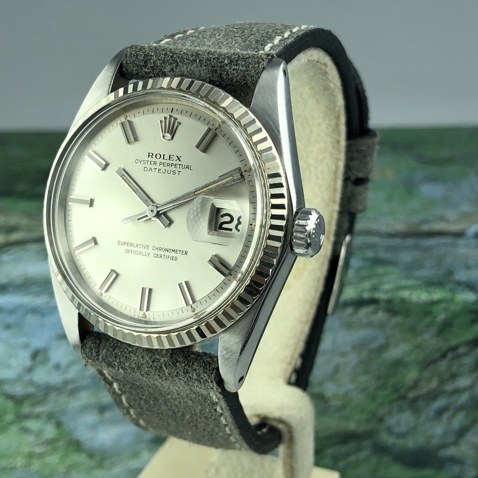 Vintage Rolex 1601 DateJust Factory Wide Boy Dial With Box 1968 Gold Bezel
