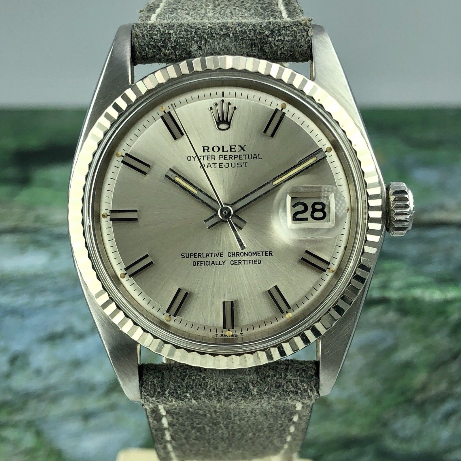 Vintage Rolex 1601 DateJust Factory Wide Boy Dial With Box 1968 Gold Bezel
