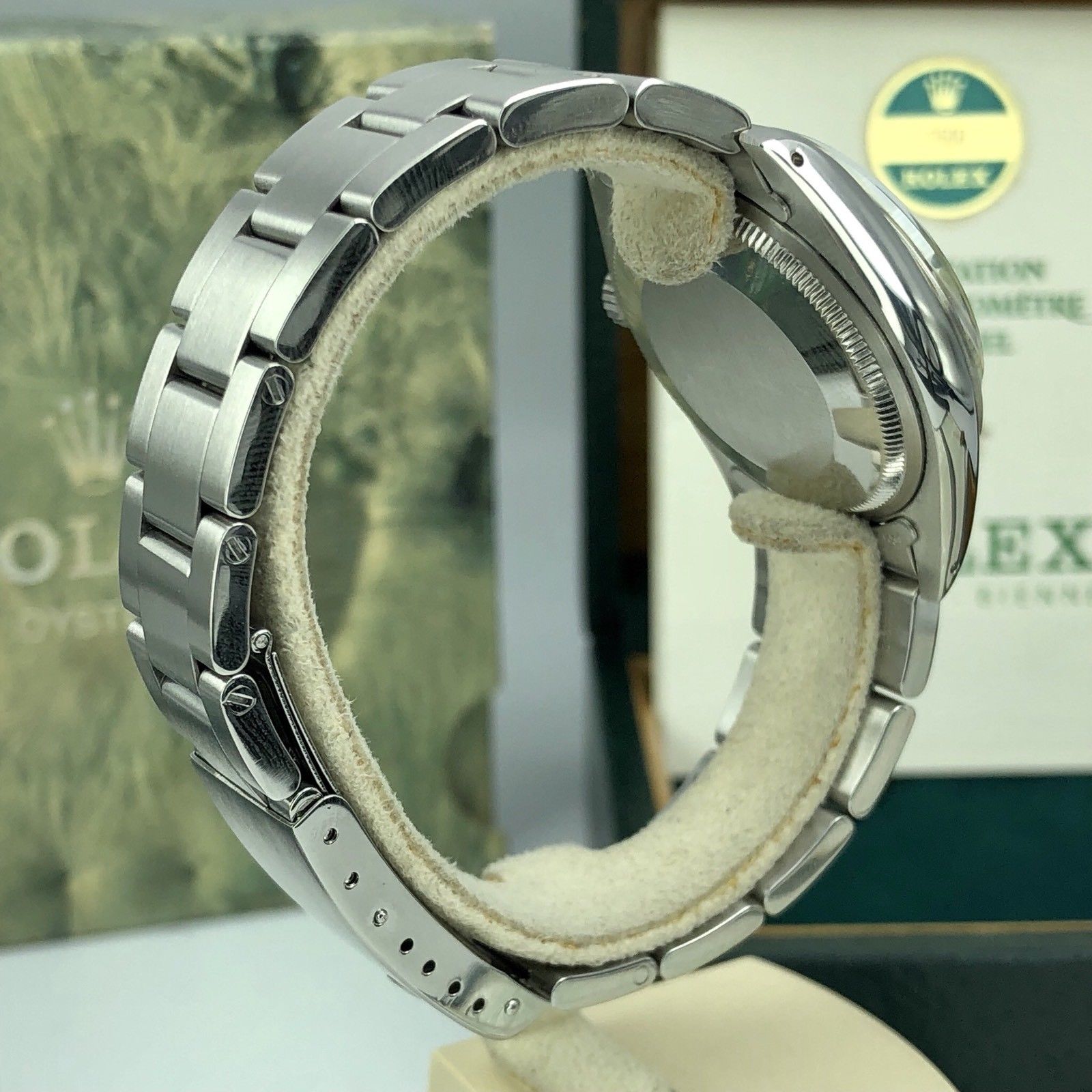 1977 Vintage Rolex Date 1500 Saudi military Logo Dial Box and Papers