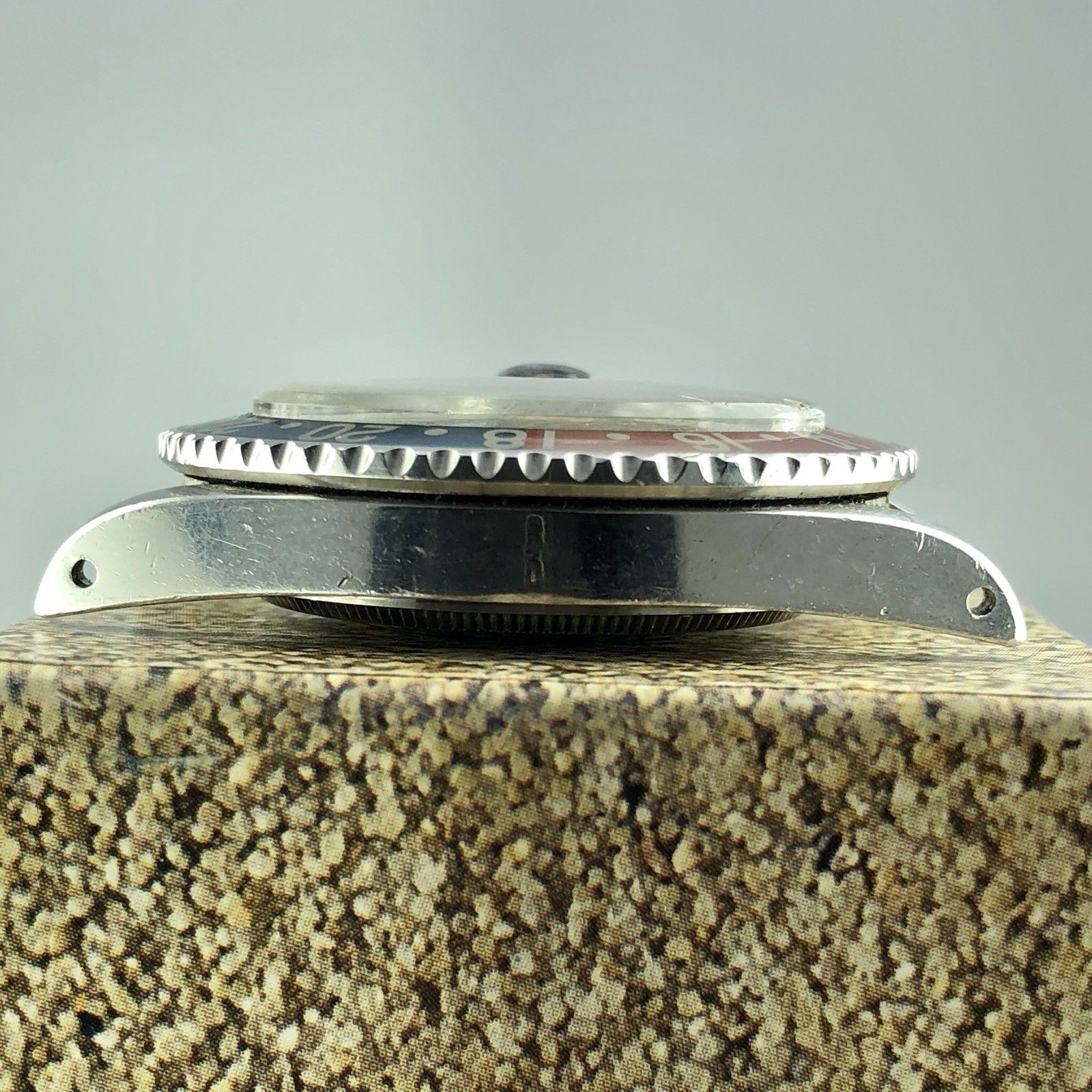 Vintage Rolex GMT Master 1675 Dial Pepsi Unpolished Untouched 1977