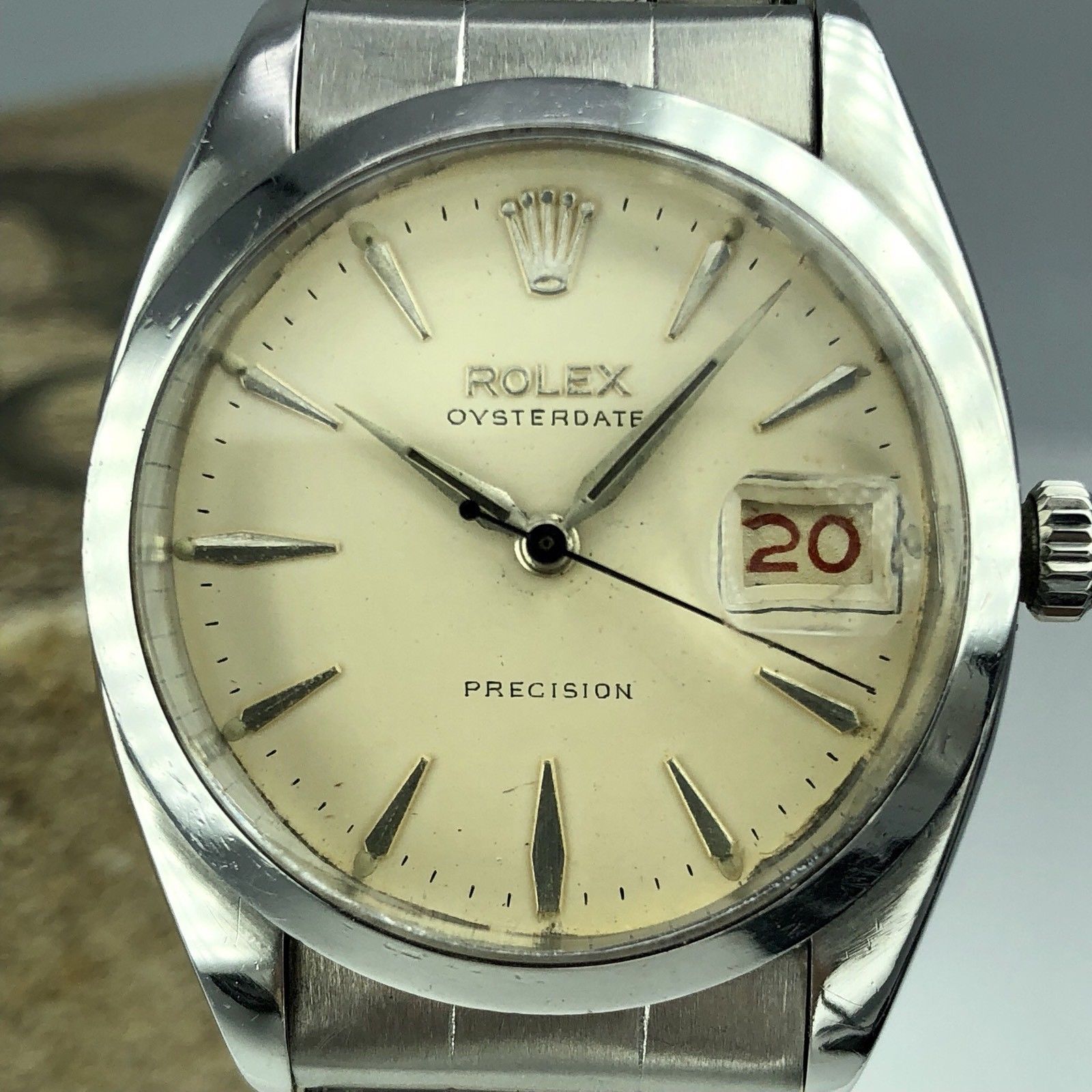 1964 Vintage Rolex Oysterdate 6694 precision